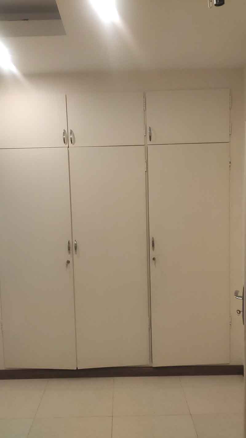 اجرای کمد دیواری ساده اجرای کمد دیواری ساده