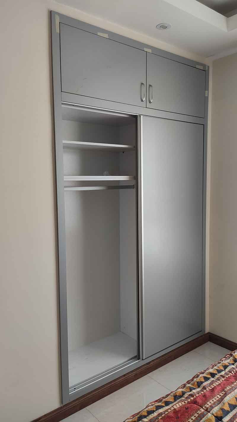 اجرای کمد دیواری ساده اجرای کمد دیواری ساده