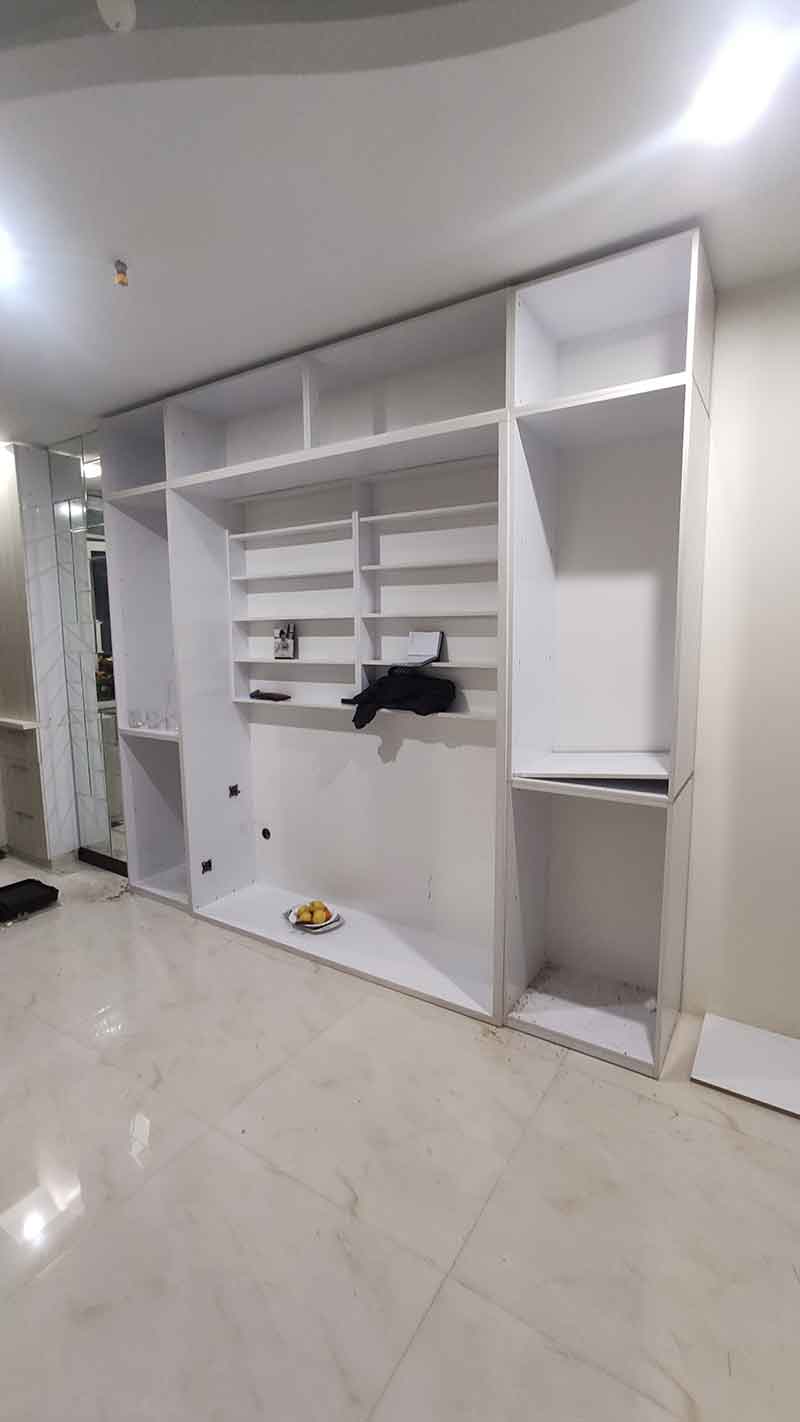 اجرای کمد دیواری کلاسیک در طرشت اجرای کمد دیواری کلاسیک در طرشت