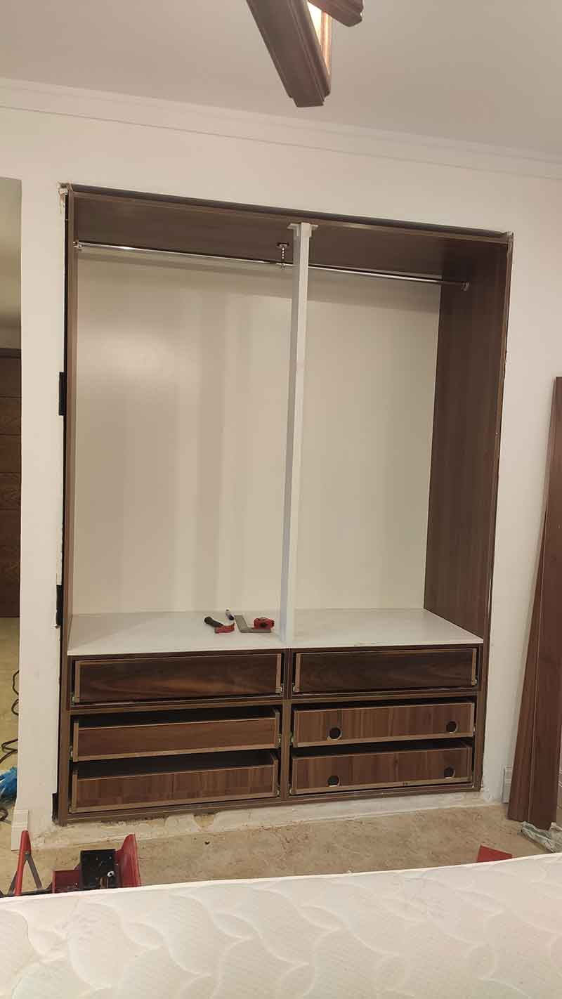 اجرای کمد دیواری کلاسیک در دزاشیب اجرای کمد دیواری کلاسیک در دزاشیب